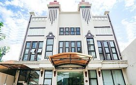 Audah Syariah Residence RedPartner